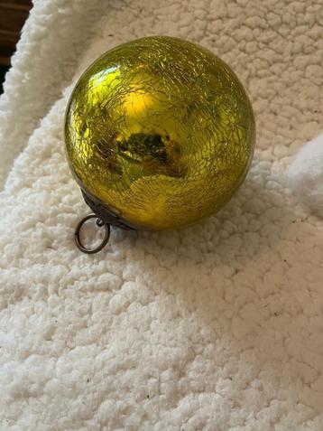 Heksenbal  beschikbaar voor biedingen