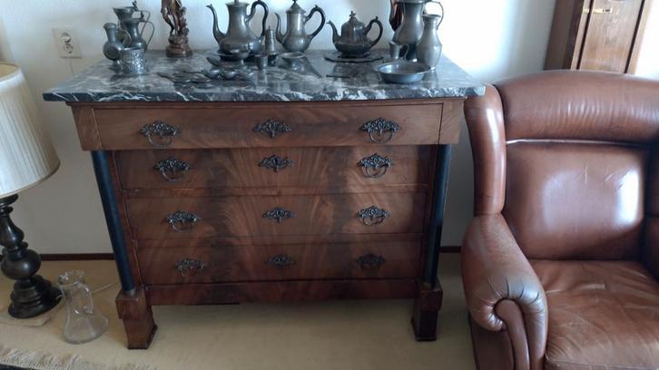 Antieke Commode met Marmeren Blad. 19de eeuws, Huis en Inrichting, Kasten | Ladekasten, Ophalen