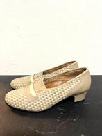 YV3086: Vintage 70s/80s Ortho shoes Schoenen -Size 39.5, Kleding | Dames, Schoenen, Gedragen, Ortho, Ophalen of Verzenden, Schoenen met lage hakken