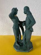 Beeld - Man en vrouw aan een statafel, Verzamelen, Ophalen of Verzenden, Gebruikt, Mens