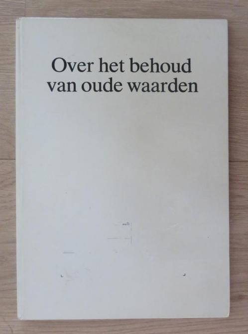 Over het behoud van oude waarden ( 75 jaar Hillen & Roosen ), Boeken, Geschiedenis | Vaderland, Gelezen, 20e eeuw of later, Ophalen of Verzenden