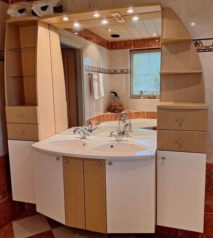 Alibert badmeubel in goede staat. crème/beukenkleur., Huis en Inrichting, Badkamer | Badkamermeubels, Gebruikt, Minder dan 100 cm