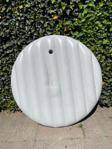 Band voor in de jakuzzi. Ø125cm beschikbaar voor biedingen