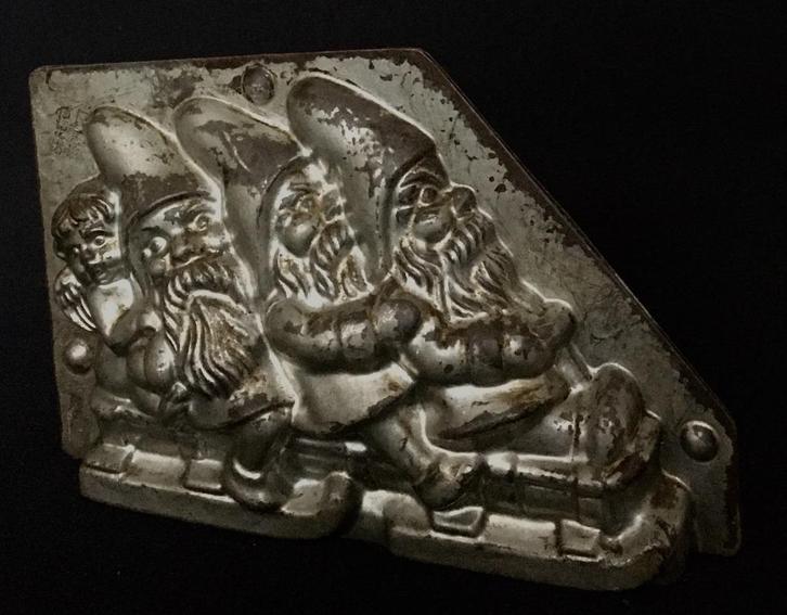 Chocolade vorm 3 kabouters en engel op slee., Antiek en Kunst, Curiosa en Brocante, Ophalen