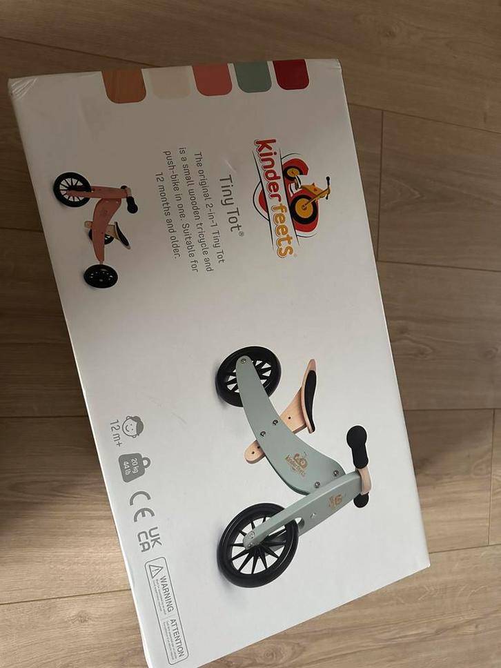 Loopfiets nieuw in doos tiny tot, Kinderen en Baby's, Speelgoed | Buiten | Voertuigen en Loopfietsen, Nieuw, Loopfiets, Ophalen of Verzenden