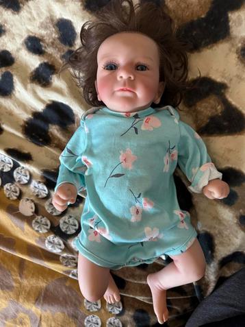 Realistische Babypop - Net Echt! beschikbaar voor biedingen