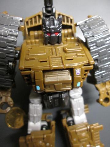 Transformers Combiner Wars - Decepticon Brawl (bruticus) beschikbaar voor biedingen