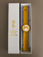 Super Nintendo World Mario (Gold) Power-Up Band in orig doos, Spelcomputers en Games, Games | Nintendo Super NES, 1 speler, Ophalen of Verzenden