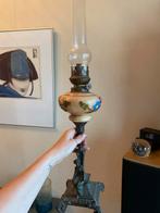 Antieke Petroleumlamp met Decoratie, Ophalen of Verzenden