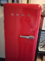 Grote rode Smeg koelkast (vriezer kapot), Witgoed en Apparatuur, Ophalen, Gebruikt, 200 liter of meer, 60 cm of meer
