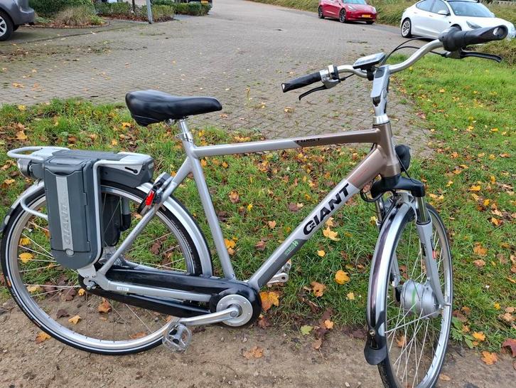 Nieuwstaat Giant Twist double 2 accu's en 8 versnellingen, Fietsen en Brommers, Elektrische fietsen, Zo goed als nieuw, Overige merken