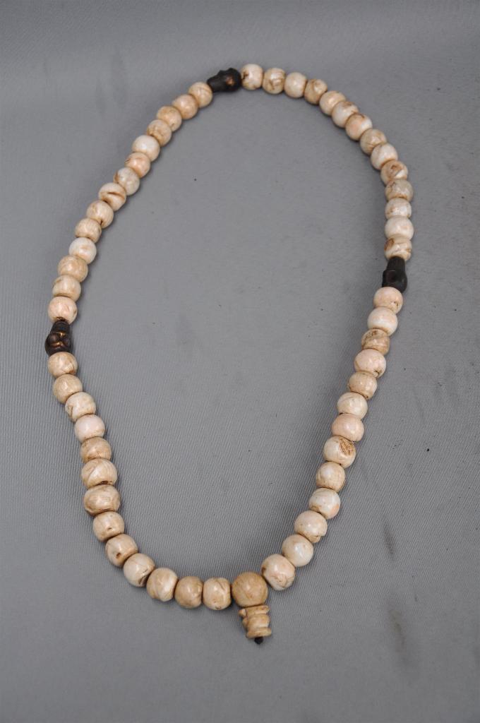 Tibetaanse gebedsmala- 54 kraal fossiele schelp - Nepal, Antiek en Kunst, Kunst | Niet-Westerse kunst, Ophalen of Verzenden