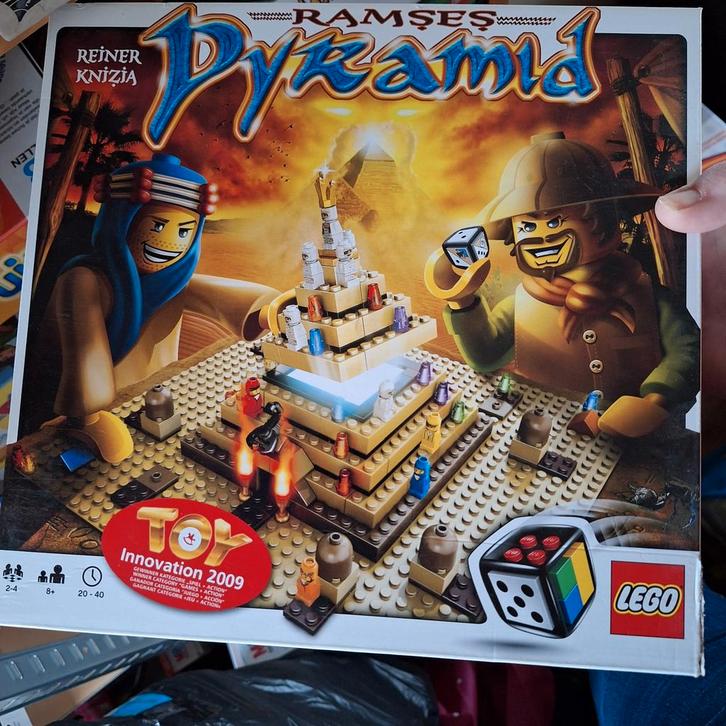 Ramses Pyramide LEGO Bordspel, Hobby en Vrije tijd, Gezelschapsspellen | Bordspellen, Zo goed als nieuw, Een of twee spelers, Drie of vier spelers