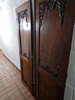 Antieke houten deuren., Ophalen