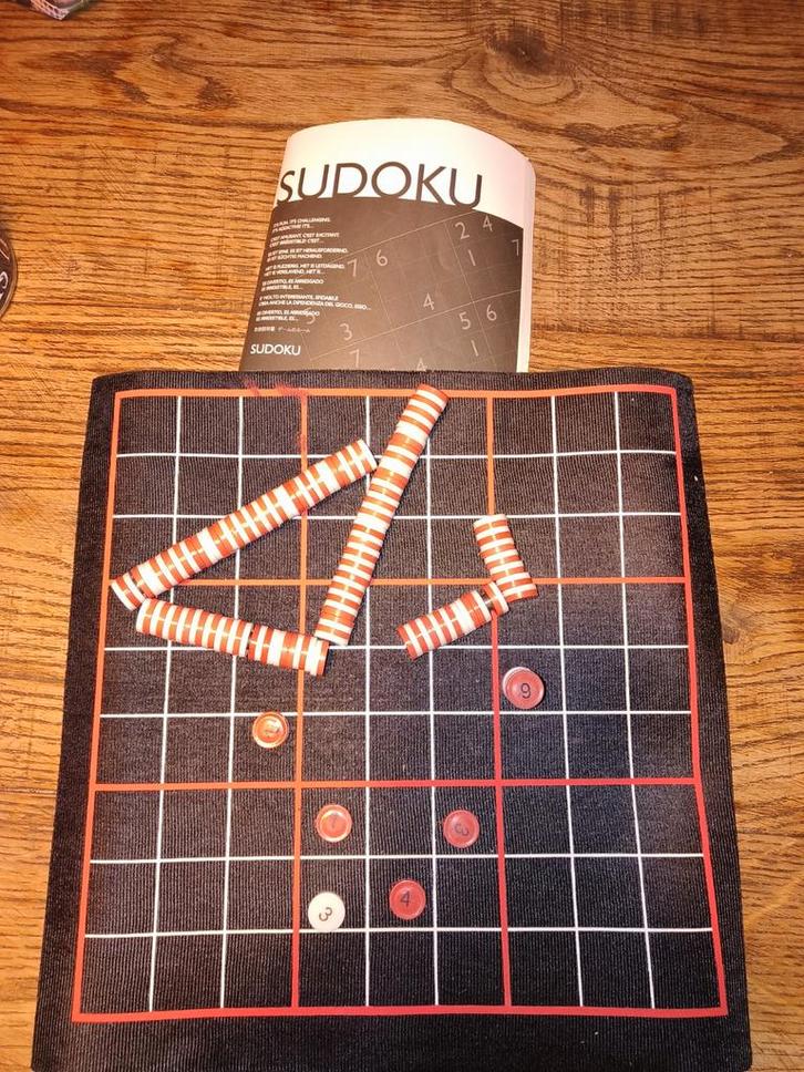 Sudoku spel, Muziek en Instrumenten, Snaarinstrumenten | Overige, Zo goed als nieuw, Overige typen, Ophalen of Verzenden