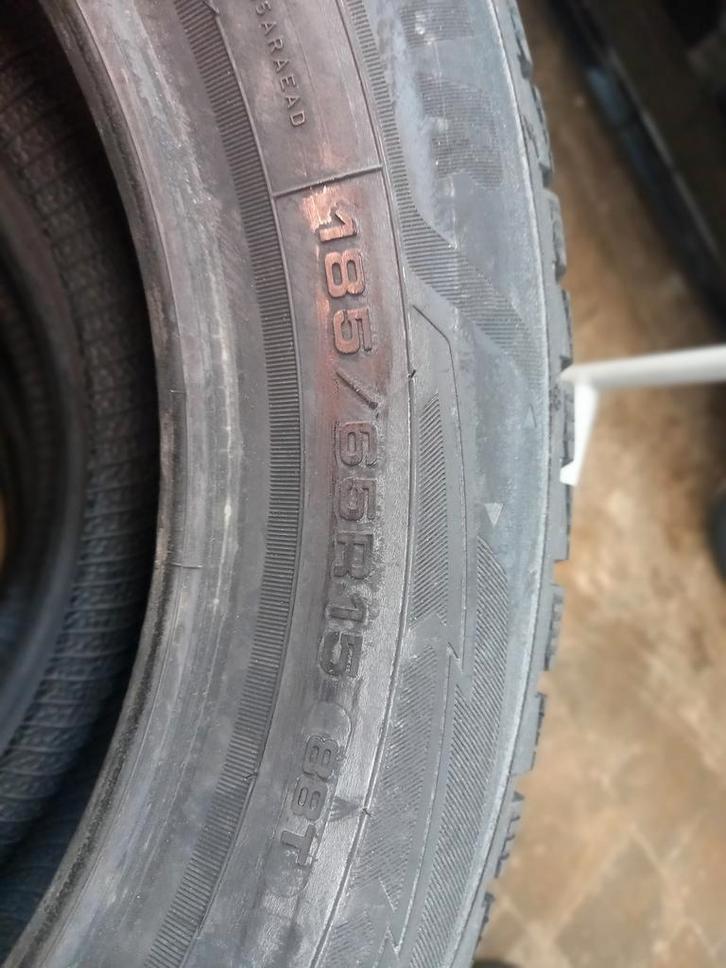 velgen en banden  €20 p.s., Auto-onderdelen, Banden en Velgen, Band(en), Winterbanden, 17 inch, 215 mm, Gebruikt, Ophalen of Verzenden