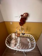Rotan wiegje met standaard, clamboe en matras, Kinderen en Baby's, Babywiegjes en Ledikanten, Ophalen of Verzenden, Zo goed als nieuw
