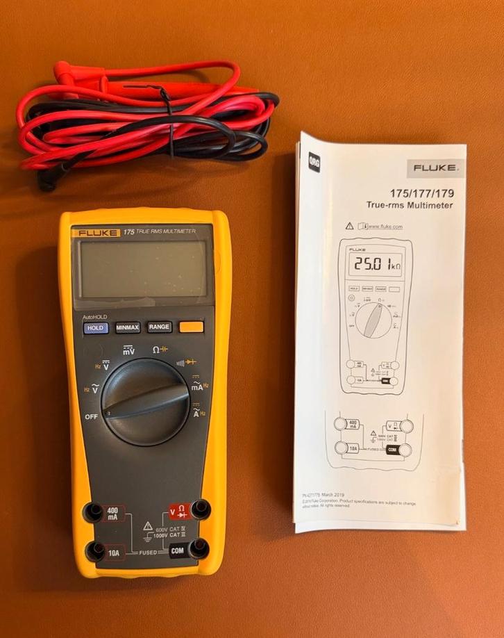 Fluke 175 True RMS digitale multimeter, Doe-het-zelf en Verbouw, Meetapparatuur, Nieuw, Multimeter, Ophalen of Verzenden