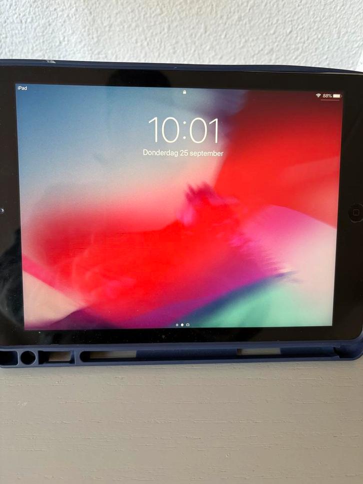 Ipad Air, Computers en Software, Apple iPads, Gebruikt, Apple iPad, Wi-Fi, 10 inch, 16 GB, Grijs, Ophalen of Verzenden