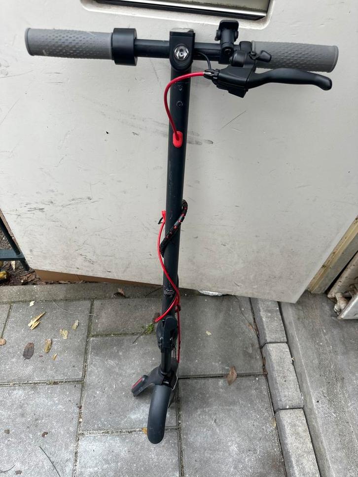 Elektrische step – zwart – werkt, Fietsen en Brommers, Steps, Zo goed als nieuw, Elektrische step (E-scooter), Ophalen of Verzenden