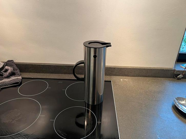 Stelton RVS Thermosfles 1L - Zo goed als nieuw, Huis en Inrichting, Keuken | Keukenbenodigdheden, Zo goed als nieuw, Ophalen of Verzenden