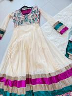 Elegante Crème Kleurige Jurk, Maat 38/40 (M), Galajurk, Beige, Ophalen of Verzenden