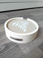 Riviera Maison Coasters 4 pieces 'But first coffee', Ophalen of Verzenden, Nieuw, Glas of Kopje