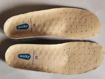 Nieuwe Leren WOLKY Zolen / INLEGZOLEN / Inlegzooltjes Mt: 39 beschikbaar voor biedingen