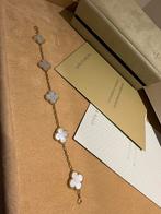 Van Cleef & Arpels armband Alhambra 5 motieven Pearl, Ophalen of Verzenden, Nieuw, Wit, Goud