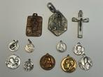 Katholieke Penningen/Hangers Collectie - Paus, Lourdes, Chri, Antiek en Kunst, Antiek | Religie, Ophalen of Verzenden