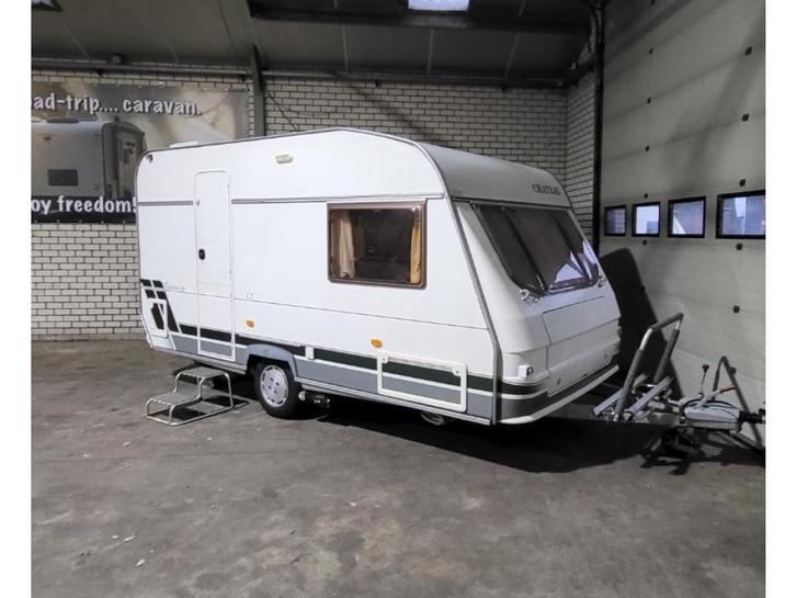 Chateau Calista 390 / Mover / Voortent, Caravans en Kamperen, Caravans, Bedrijf, tot en met 2, 750 - 1000 kg, Rondzit, Chateau