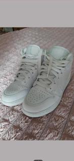 Nike air jordan triple white 35.5, Kleding | Dames, Schoenen, Wit, Nike, Ophalen of Verzenden, Sneakers of Gympen