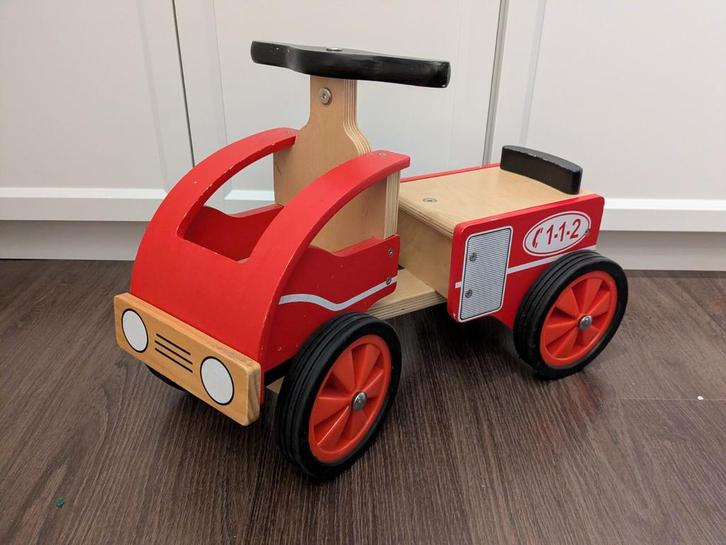 Houten Loopauto Brandweer, Kinderen en Baby's, Speelgoed | Speelgoedvoertuigen, Zo goed als nieuw, Ophalen