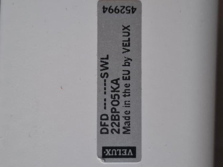 VELUX DFD verduisterend rolgordijn, Doe-het-zelf en Verbouw, Rolluiken, Nieuw, Minder dan 100 cm, 100 tot 150 cm, Wit, Ophalen