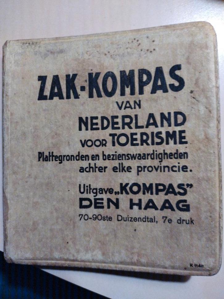 Zak-Kompas van Nederland 12x13 cm compact boekje, Boeken, Atlassen en Landkaarten, Gelezen, Overige typen, Nederland, 1800 tot 2000