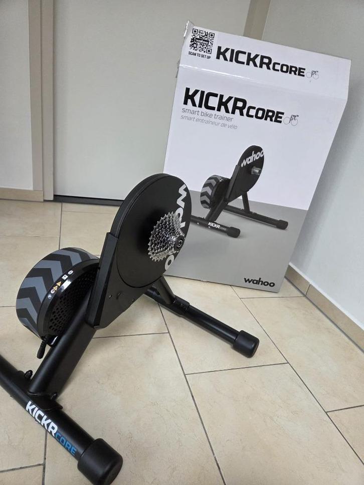 Wahoo KICKR Core, incl. originele 10-speed cassette, Sport en Fitness, Wielrennen, Zo goed als nieuw, Overige typen, Ophalen