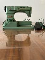 Husqvarna Naaimachine - Vintage, Hobby en Vrije tijd, Gebruikt, Ophalen of Verzenden, Naaimachine, Industrieel