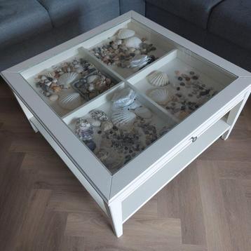 Liatorp salontafel 93 cm x 93 cm x 51cm hoog beschikbaar voor biedingen