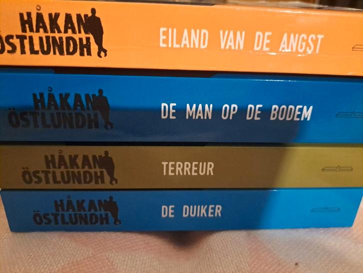 Eiland van de Angst - Håkan Östlundh, Boeken, Thrillers, Zo goed als nieuw, Scandinavië, Ophalen of Verzenden