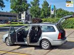 Ford Focus Wagon €1595,-1.6-16V Apk Airco Leer Trekhaak, Auto's, Ford, 1596 cc, Gebruikt, Zwart, 4 cilinders