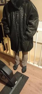 Vinted stijlvolle zwarte lammycoat., Ophalen of Verzenden, Gedragen, Maat 42/44 (L), Zwart