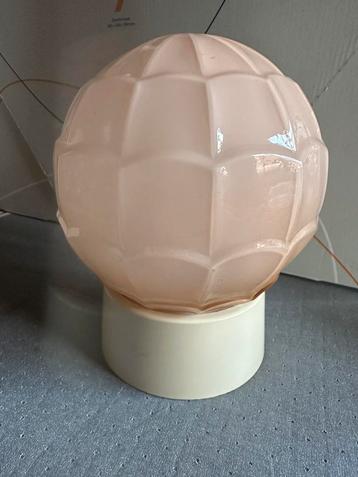Vintage glazen plafond of wandlamp beschikbaar voor biedingen