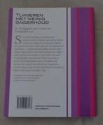 TUINIEREN MET WEINIG ONDERHOUD Caroline Tilston PAPERBACK 20, Boeken, Wonen en Tuinieren, Gelezen, Ophalen of Verzenden