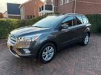 Ford Kuga 1.5 Ecoboost 120pk 2WD 2017 Grijs, Auto's, Ford, Stof, 4 cilinders, Origineel Nederlands, Handgeschakeld
