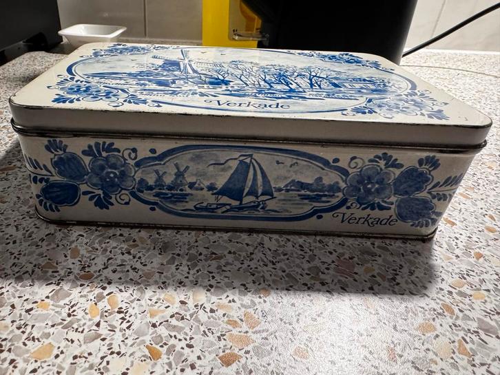 Vintage Verkade Blik - Delfts Blauw, Huis en Inrichting, Woonaccessoires | Kisten, Gebruikt, Minder dan 50 cm, 50 tot 100 cm, Metaal