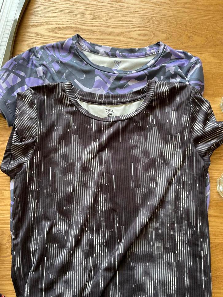 2 Sportshirts Osama Maat 164, plus 3/4 leggings 146/152, Kinderen en Baby's, Kinderkleding | Maat 164, Zo goed als nieuw, Meisje