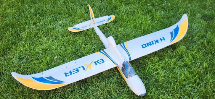 Hobbyking Bixler rc vliegtuig, Hobby en Vrije tijd, Modelbouw | Radiografisch | Vliegtuigen, Zo goed als nieuw, Ophalen