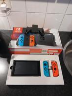 Nintendo switch in nieuwstaat, Ophalen of Verzenden, Zo goed als nieuw, Met 2 controllers, Switch Original