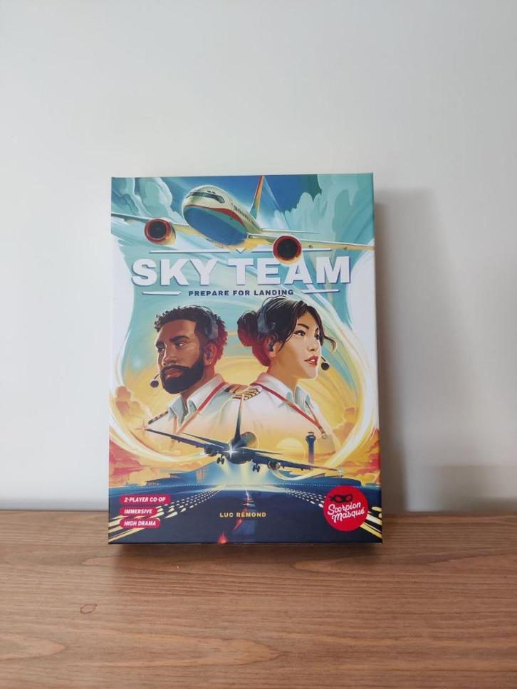 Sky Team - cooperative board game, Hobby en Vrije tijd, Gezelschapsspellen | Bordspellen, Zo goed als nieuw, Een of twee spelers