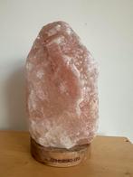 Himalaya Zoutlamp met Houten Voet, Ophalen of Verzenden, Gebruikt, Hout, Minder dan 100 cm